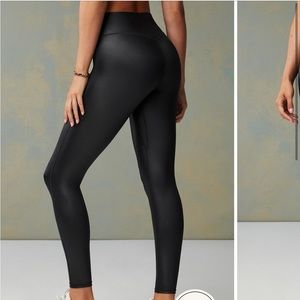 Large Tall - Klhoe Edit Fabletics Legging - NWT